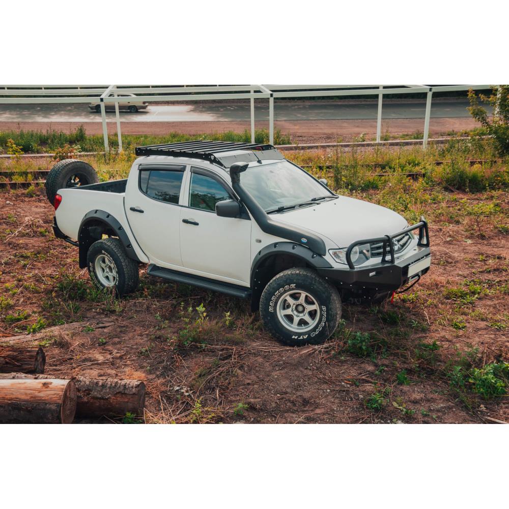 Бампер силовой передний STC Mitsubishi Pajero Sport/L200 2008-2015 c защитой фар и противотуманными фарами