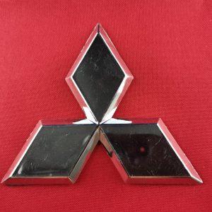 Mitsubishi хром логотип 79 мм